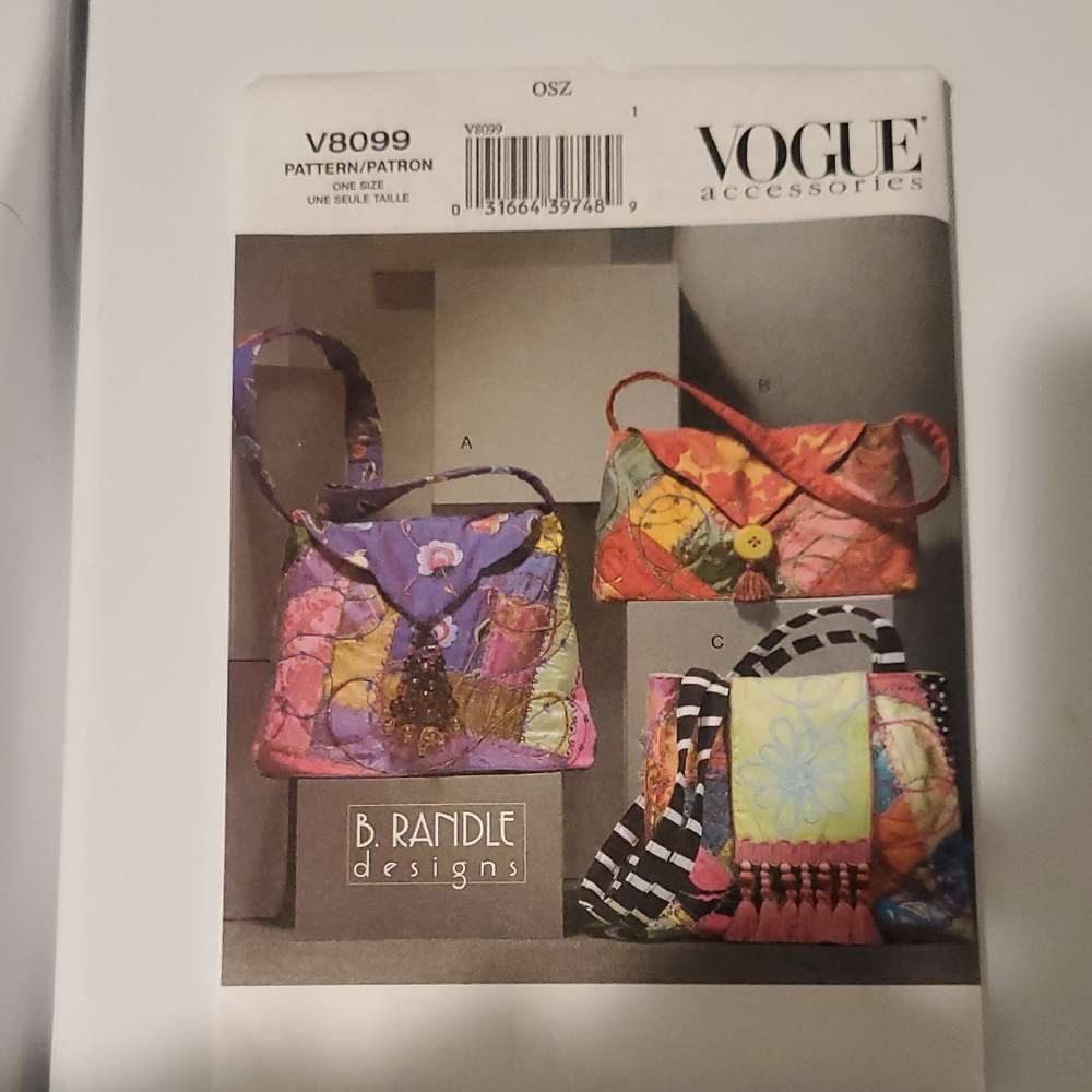 New Vogue Accessories Pattern B. Randle Designs Handbag Purse Pattern V8099